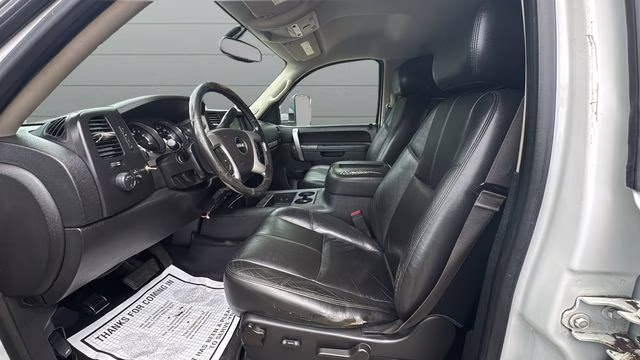 2014 Summit White GMC Sierra 2500HD SLE Duramax 4X4 Truck