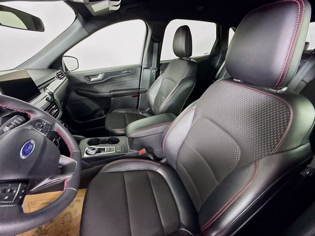 2025 Gray Metallic Ford Escape ST-Line AWD SUV