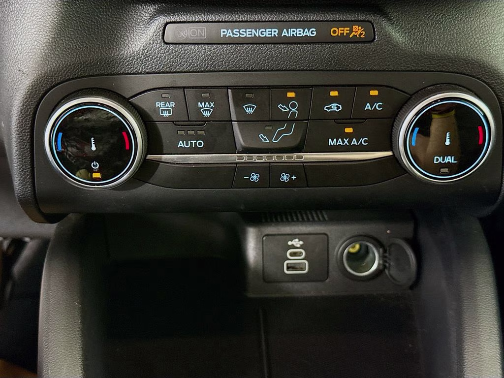 2025 Gray Metallic Ford Escape ST-Line AWD SUV