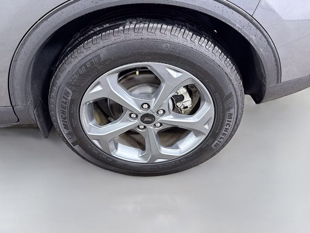 2025 Gray Metallic Ford Escape ST-Line AWD SUV