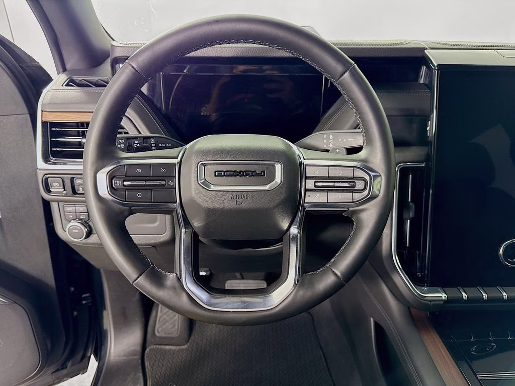 2025 Onyx Black GMC Yukon XL Denali 4X4 SUV