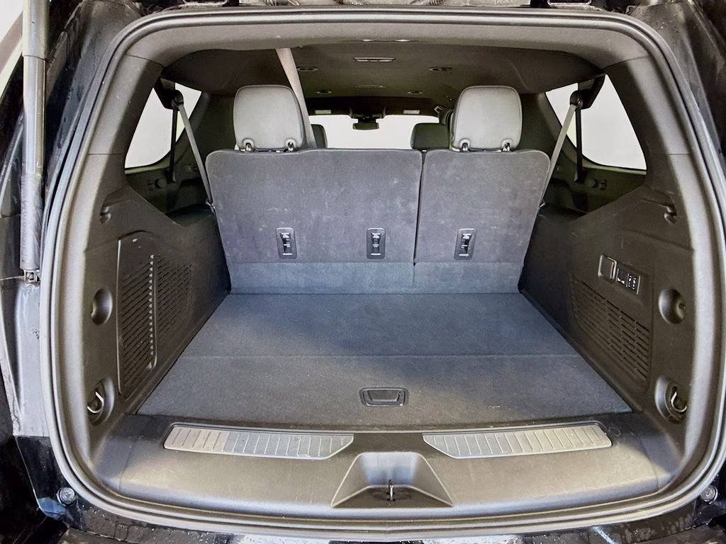 2025 Onyx Black GMC Yukon XL Denali 4X4 SUV