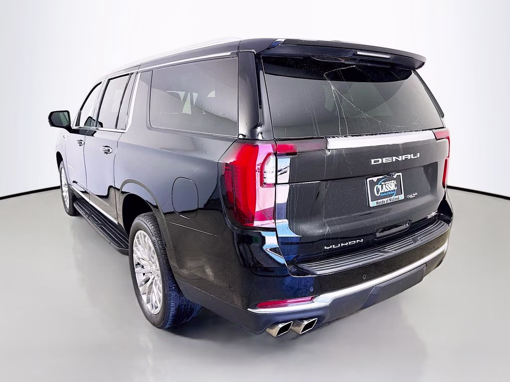 2025 Onyx Black GMC Yukon XL Denali 4X4 SUV