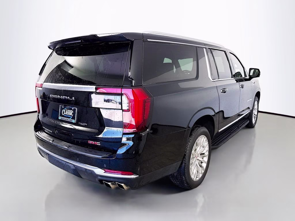 2025 Onyx Black GMC Yukon XL Denali 4X4 SUV