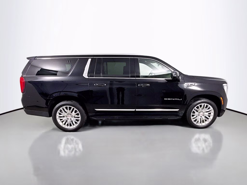 2025 Onyx Black GMC Yukon XL Denali 4X4 SUV