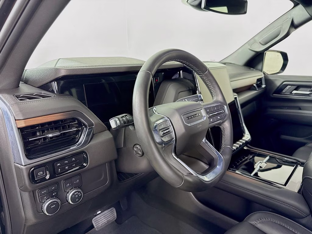 2025 Onyx Black GMC Yukon XL Denali 4X4 SUV