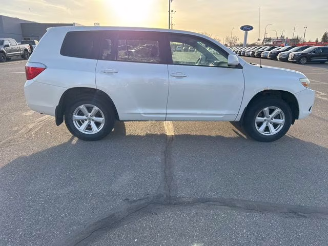 2008 Blizzard Pearl Toyota Highlander Base 4X4 SUV