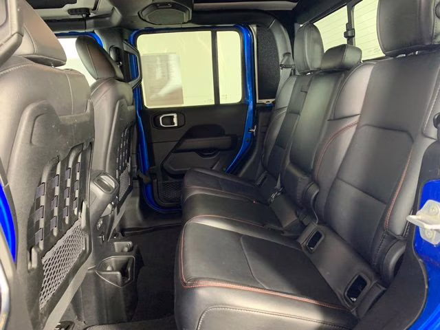 2023 Hydro Blue Pearlcoat Jeep Gladiator Rubicon 4X4 Truck