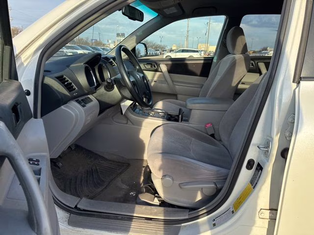 2008 Blizzard Pearl Toyota Highlander Base 4X4 SUV