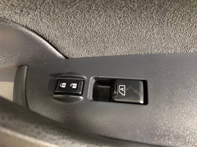 2012 Navy Blue Metallic Nissan Maxima 3.5 S FWD Sedan
