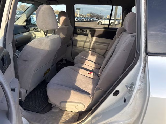 2008 Blizzard Pearl Toyota Highlander Base 4X4 SUV