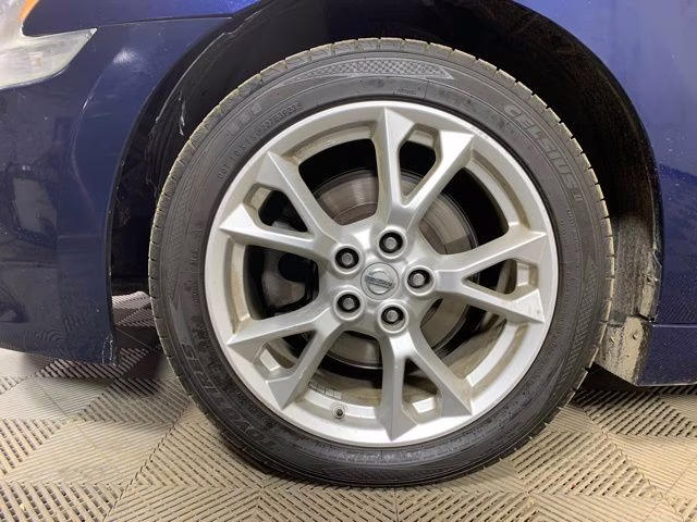 2012 Navy Blue Metallic Nissan Maxima 3.5 S FWD Sedan