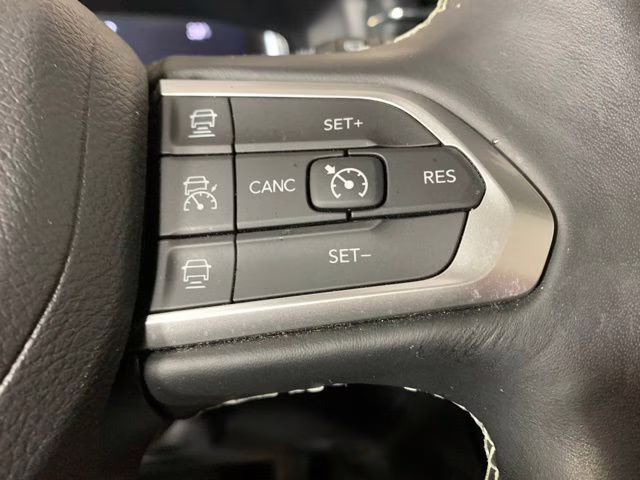 2022 Velvet Red Pearlcoat Jeep Compass High Altitude 4X4 SUV