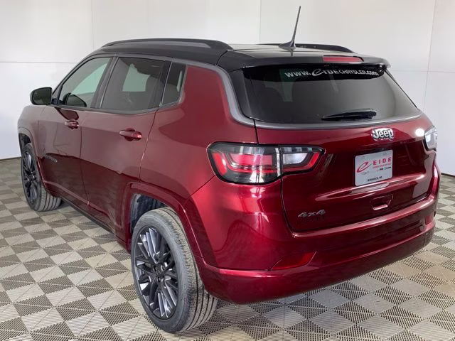 2022 Velvet Red Pearlcoat Jeep Compass High Altitude 4X4 SUV