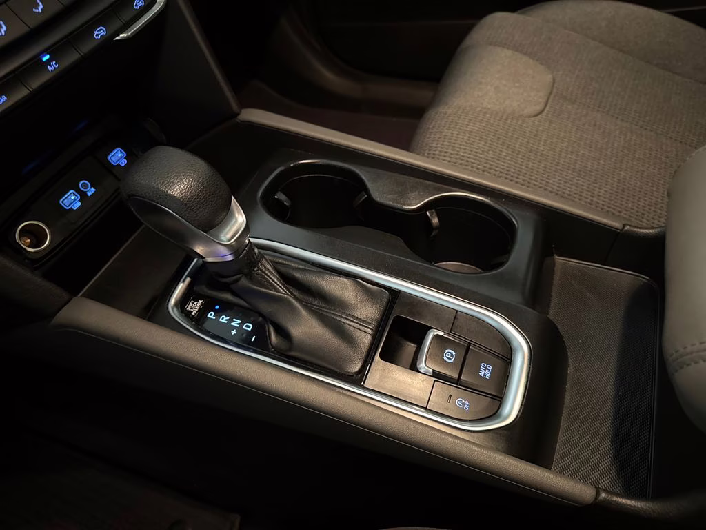 2020 Symphony Silver Hyundai Santa Fe SE FWD SUV