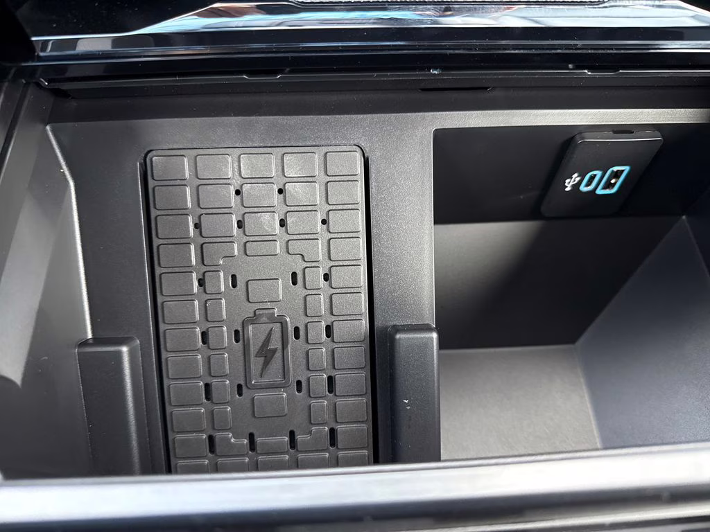 2026 Gray Ford Super Duty F-250 SRW Lariat 4X4 Truck