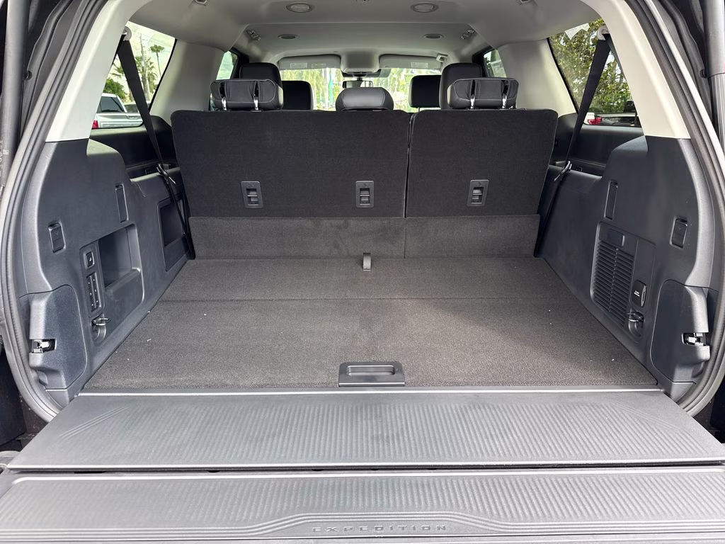 2026 Dark Matter Gray Metallic Ford Expedition Max Active RWD SUV