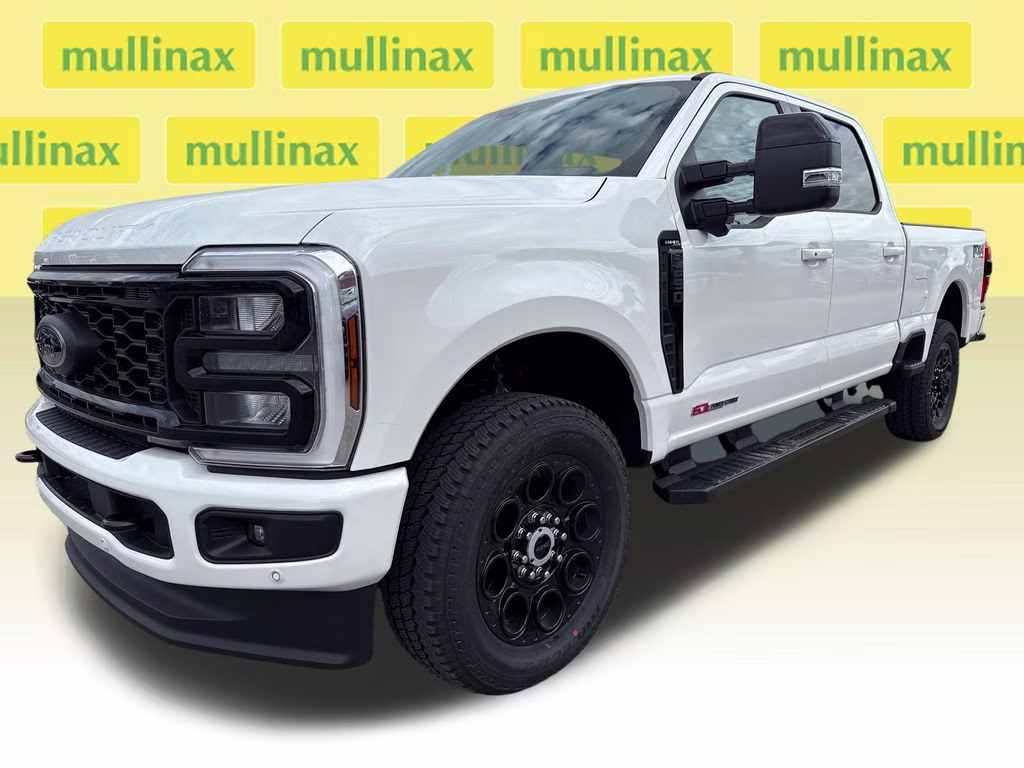 2026 White Ford Super Duty F-250 SRW Lariat 4X4 Truck