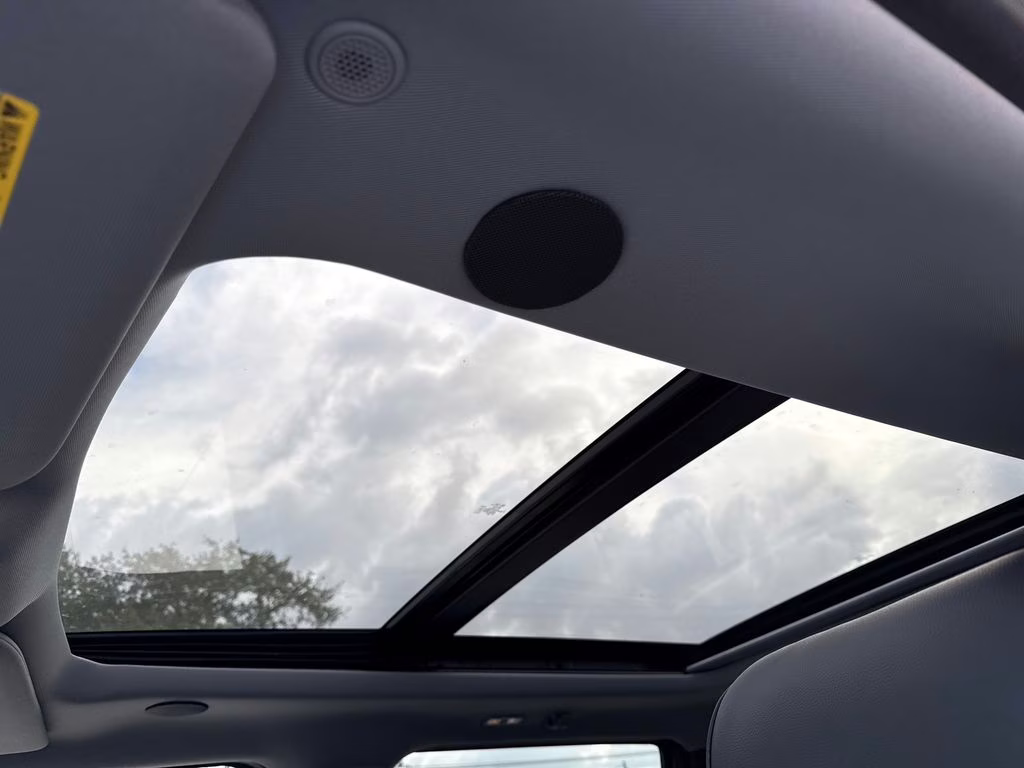 2026 Gray Ford Super Duty F-250 SRW Lariat 4X4 Truck