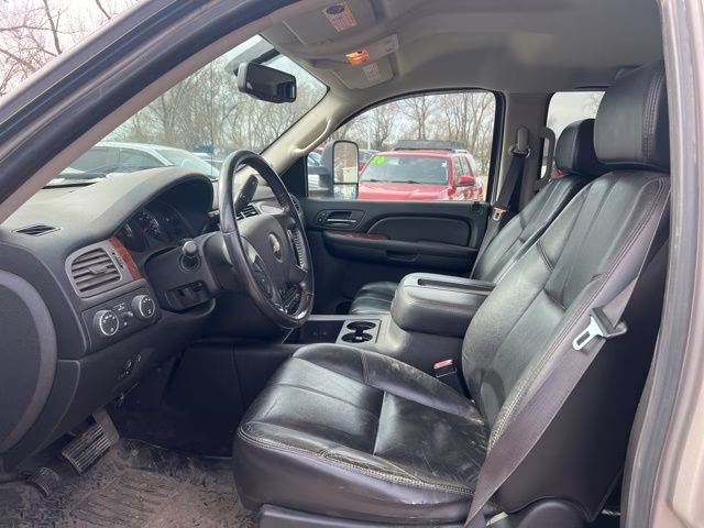 2009 Silver Chevrolet Silverado 2500HD LTZ 4X4 Truck