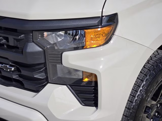 2026 White Sands Chevrolet Silverado 1500 Custom 4X4 Truck