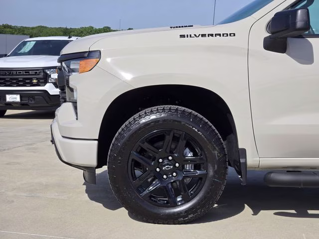2026 White Sands Chevrolet Silverado 1500 Custom 4X4 Truck