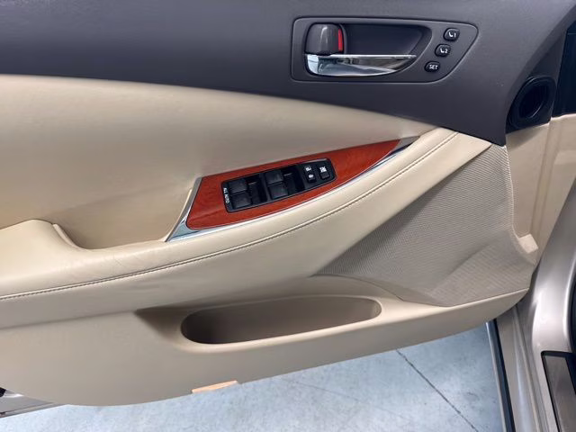 2012 Satin Cashmere Metallic Lexus ES 350 FWD Sedan