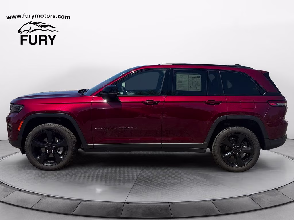 2025 Velvet Red Pearlcoat Jeep Grand Cherokee Limited 4X4 SUV