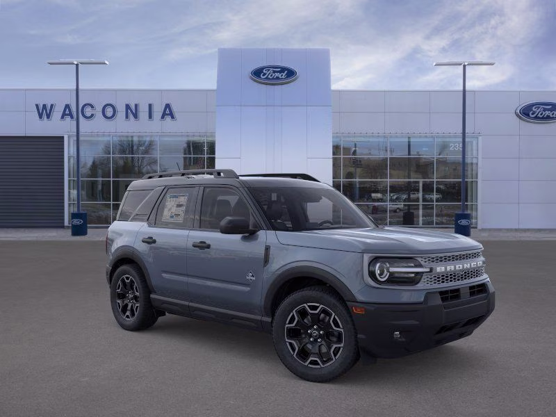 2026 Azure Gray Metallic Tri-Coat Ford Bronco Sport Outer Banks 4X4 SUV
