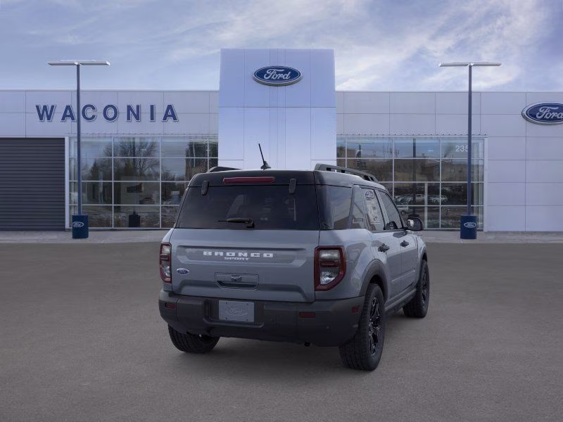 2026 Azure Gray Metallic Tri-Coat Ford Bronco Sport Outer Banks 4X4 SUV