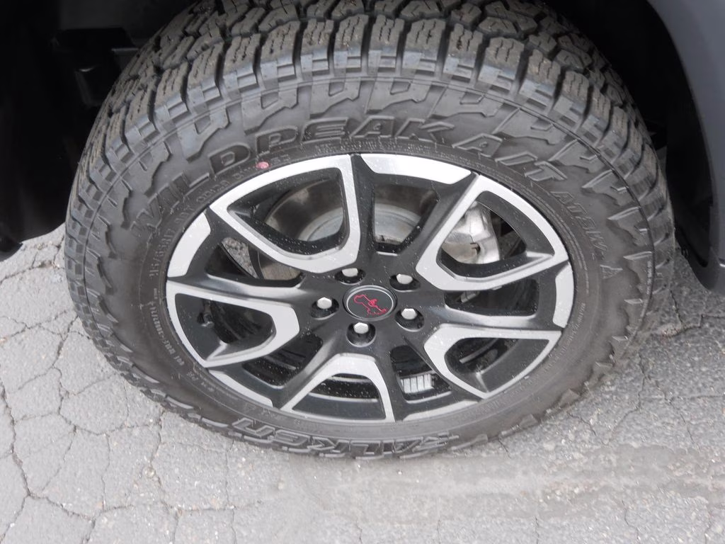 2025 Diamond Black Crystal Pearlcoat Jeep Compass Trailhawk 4X4 SUV