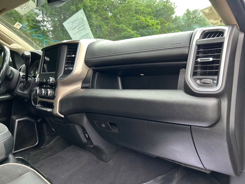 2020 Bright White Clearcoat Ram 2500 Laramie 4X4 Truck