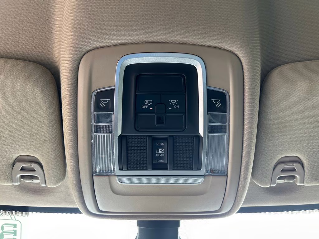 2020 Bright White Clearcoat Ram 2500 Laramie 4X4 Truck
