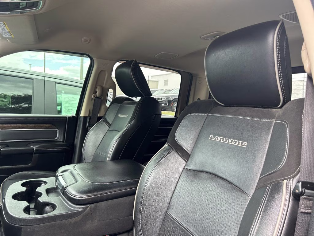 2020 Bright White Clearcoat Ram 2500 Laramie 4X4 Truck