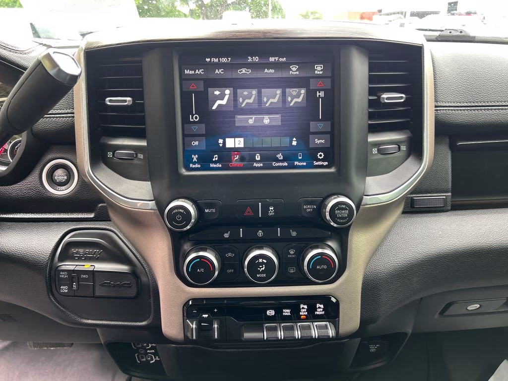 2020 Bright White Clearcoat Ram 2500 Laramie 4X4 Truck