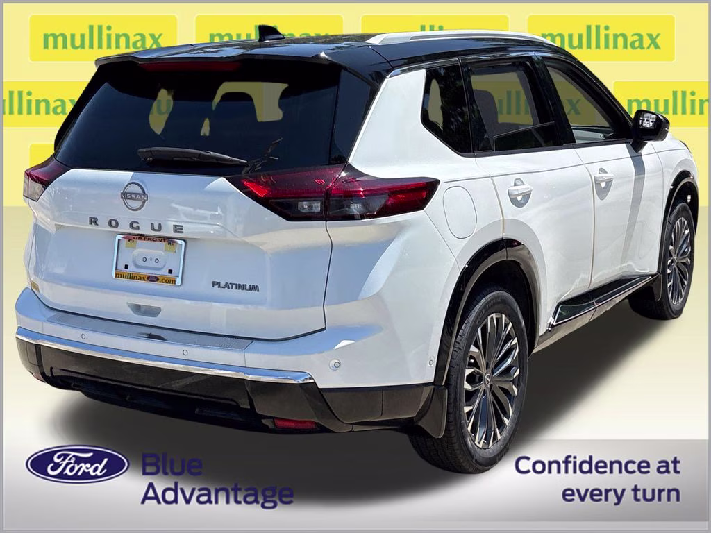 2024 Everest White Pearl/Super Black Nissan Rogue Platinum FWD SUV