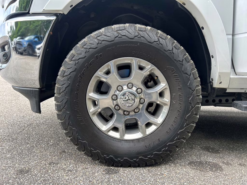 2020 Bright White Clearcoat Ram 2500 Laramie 4X4 Truck