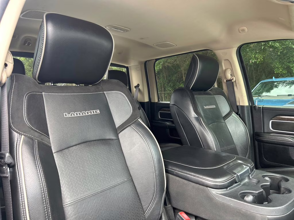 2020 Bright White Clearcoat Ram 2500 Laramie 4X4 Truck