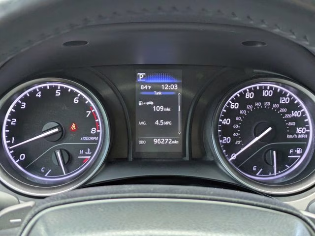 2021 Celestial Silver Metallic Toyota Camry SE FWD Sedan
