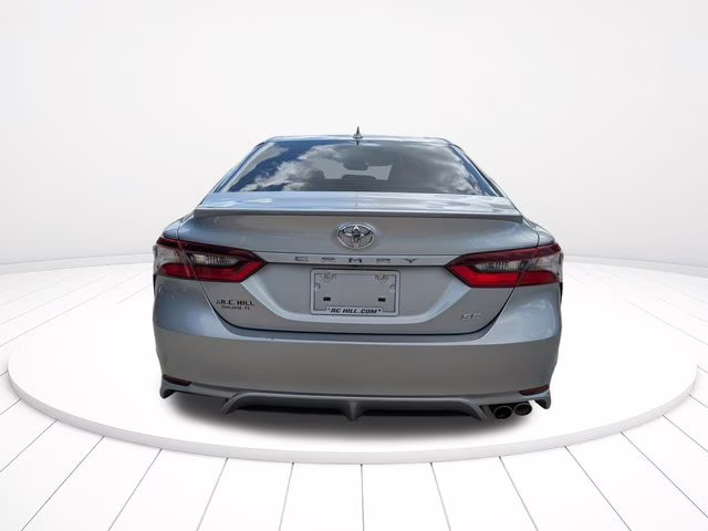 2021 Celestial Silver Metallic Toyota Camry SE FWD Sedan