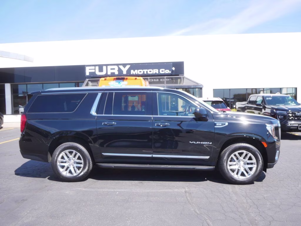 2023 Black GMC Yukon XL SLT 4X4 SUV