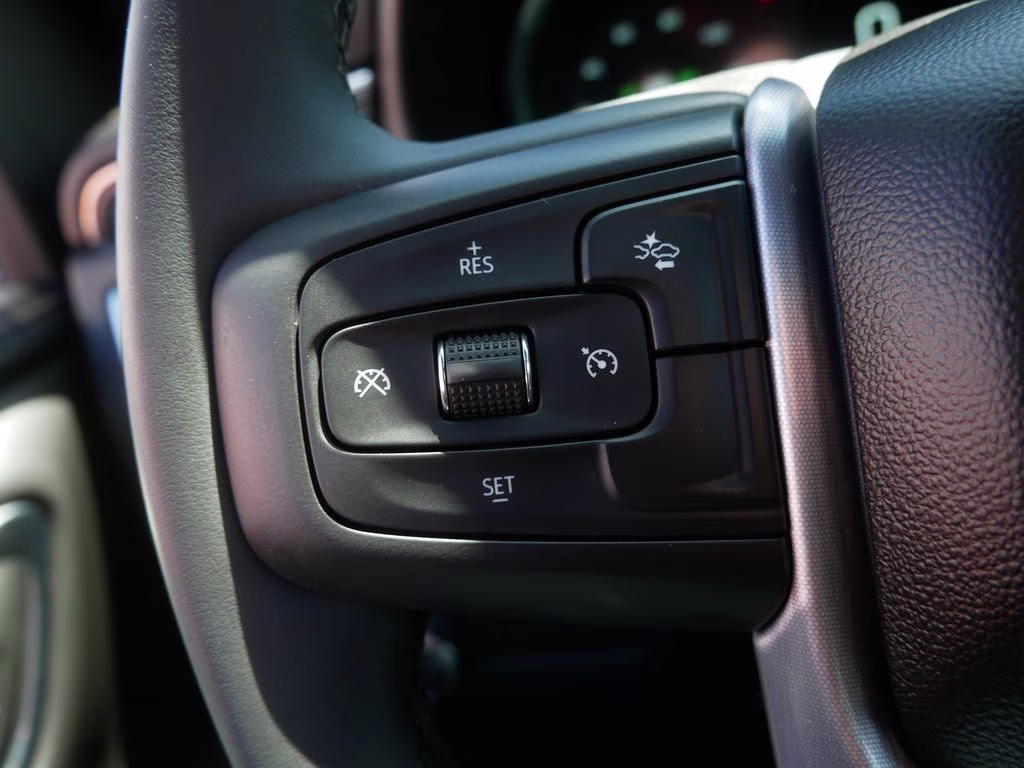 2023 Black GMC Yukon XL SLT 4X4 SUV