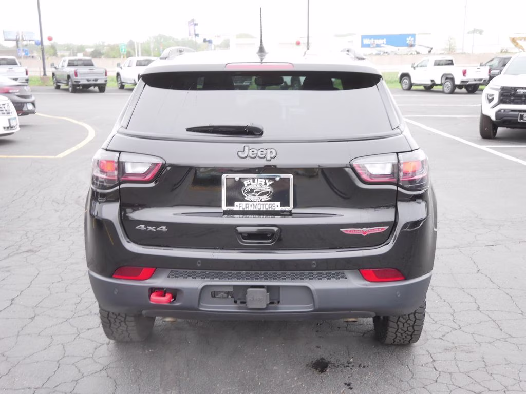 2025 Diamond Black Crystal Pearlcoat Jeep Compass Trailhawk 4X4 SUV