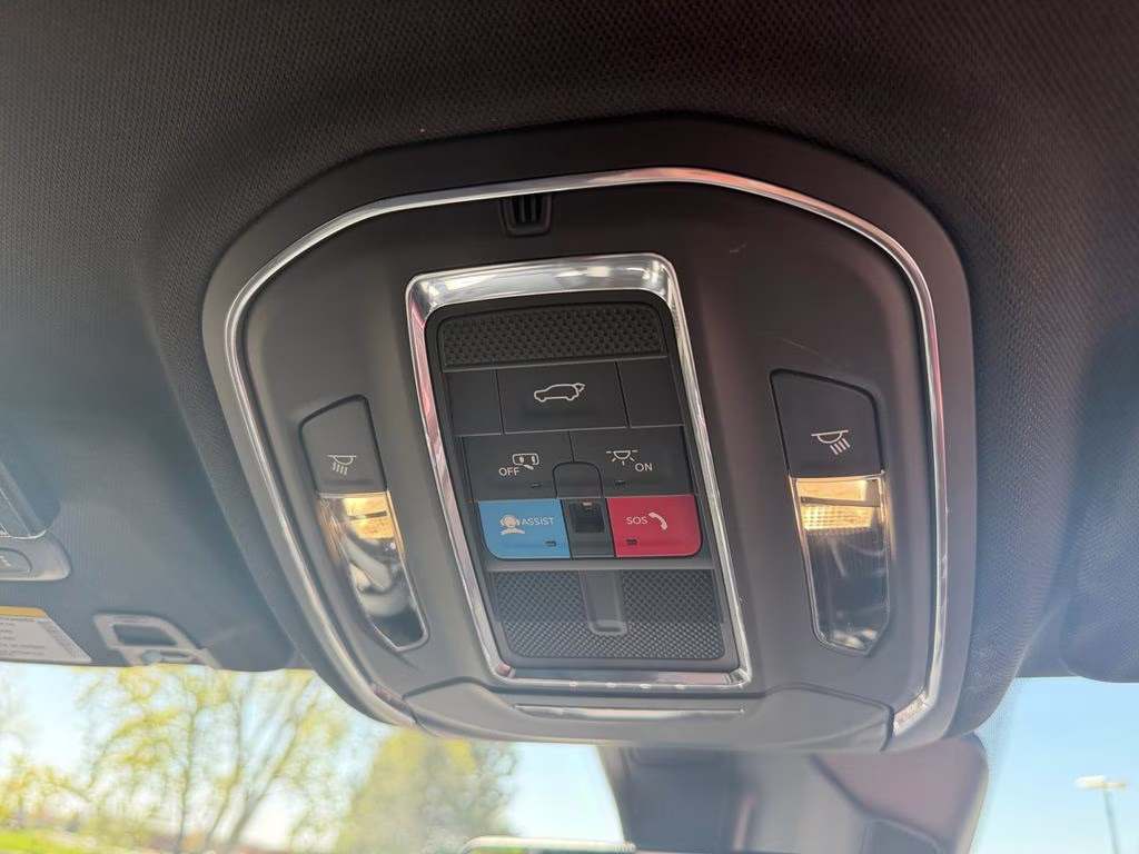 2025 Velvet Red Pearlcoat Jeep Grand Cherokee Limited 4X4 SUV