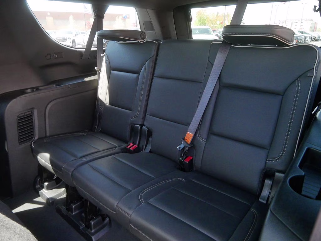 2023 Black GMC Yukon XL SLT 4X4 SUV