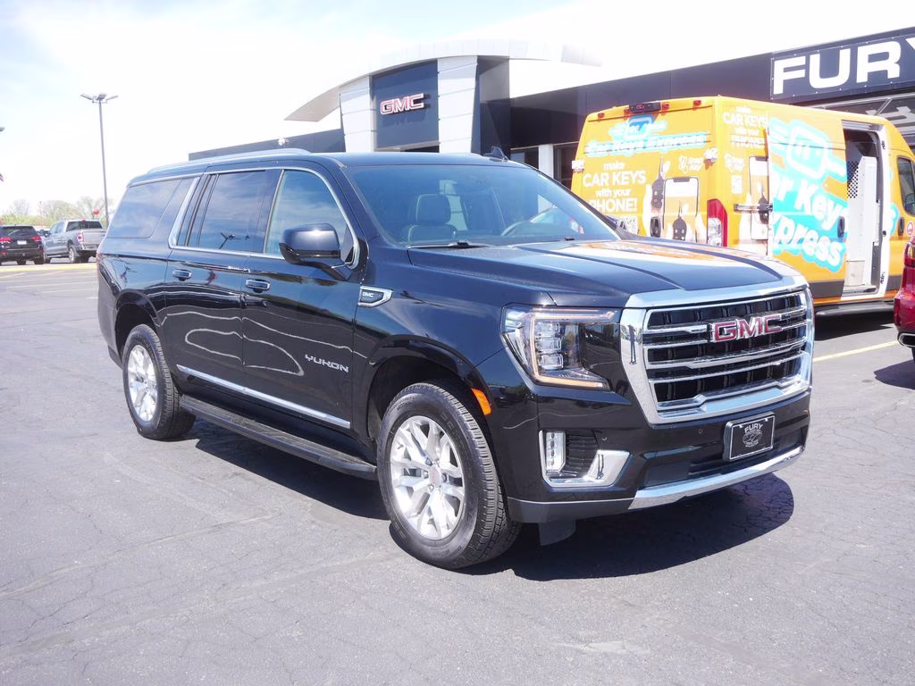 2023 Black GMC Yukon XL SLT 4X4 SUV