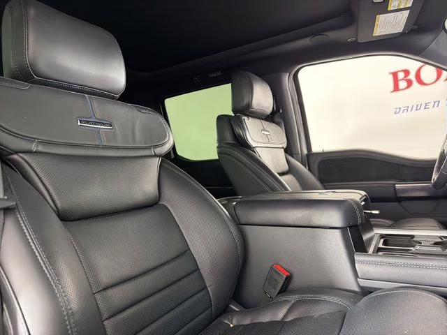 2026 Avalanche Ford Super Duty F-350 SRW Platinum 4X4 Truck