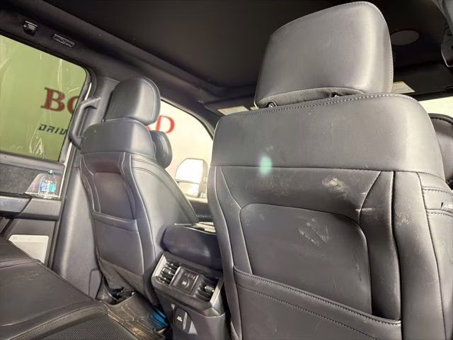 2026 Avalanche Ford Super Duty F-350 SRW Platinum 4X4 Truck