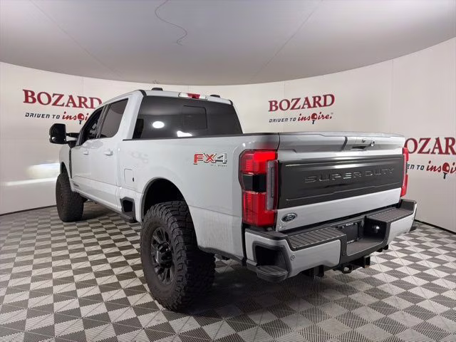 2026 Avalanche Ford Super Duty F-350 SRW Platinum 4X4 Truck