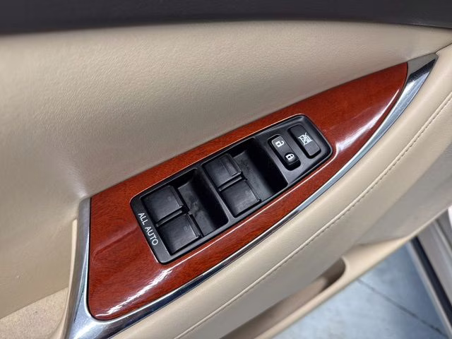 2012 Satin Cashmere Metallic Lexus ES 350 FWD Sedan